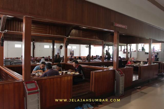 tempat  Makan lamun Ombak